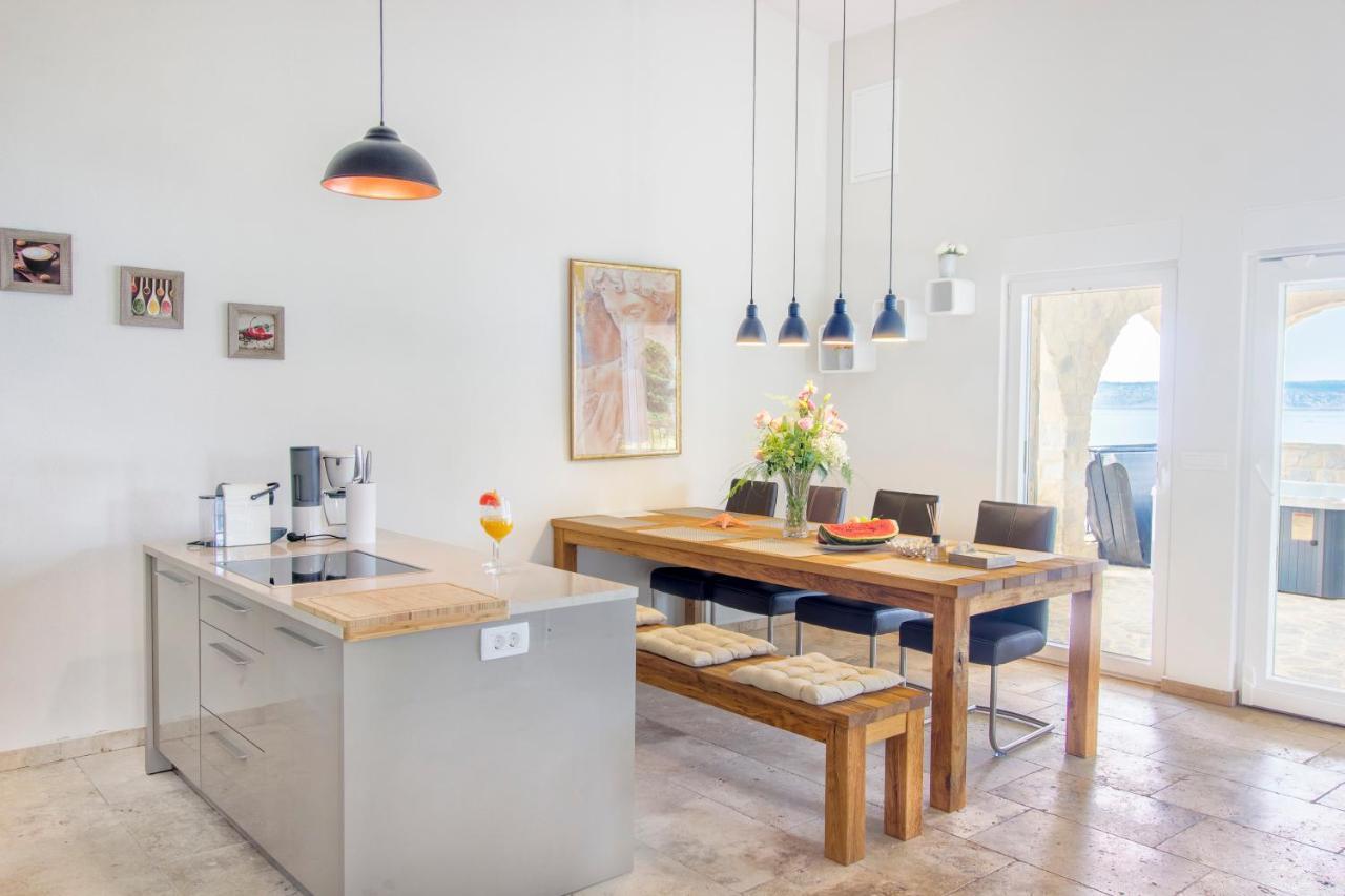 Dalmata Lounge Apartment Starigrad Paklenica Luaran gambar