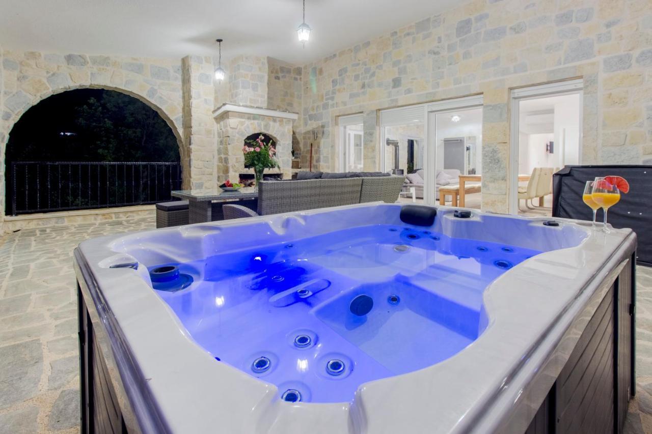Dalmata Lounge Apartment Starigrad Paklenica Luaran gambar