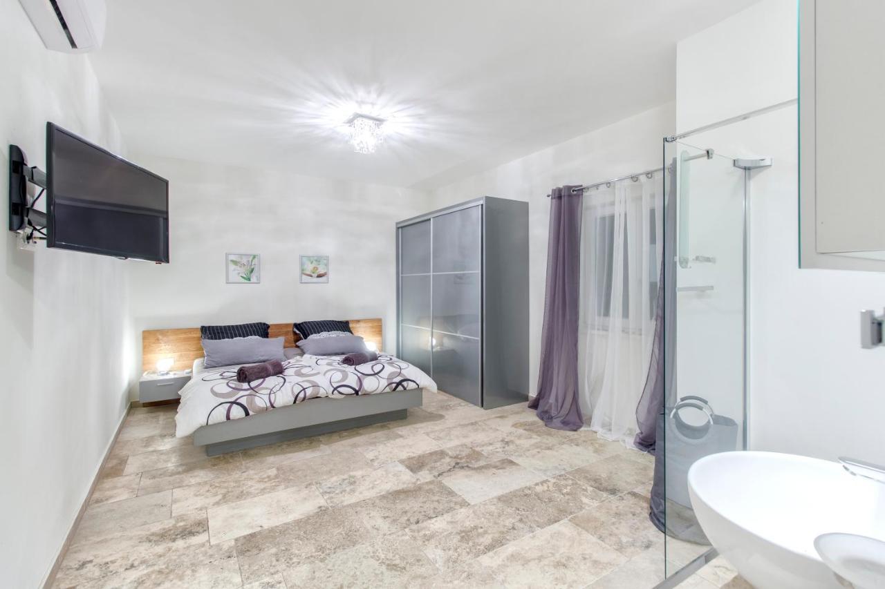 Dalmata Lounge Apartment Starigrad Paklenica Luaran gambar