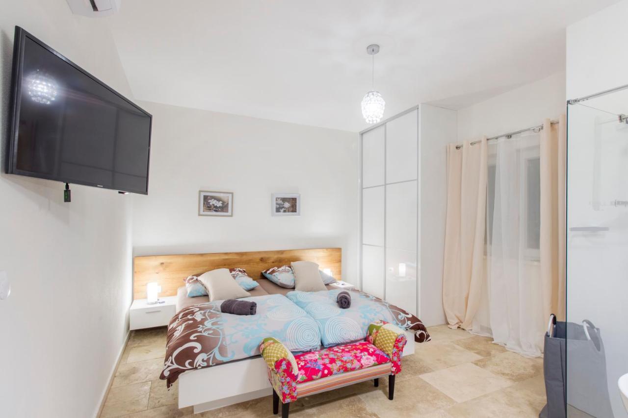 Dalmata Lounge Apartment Starigrad Paklenica Luaran gambar