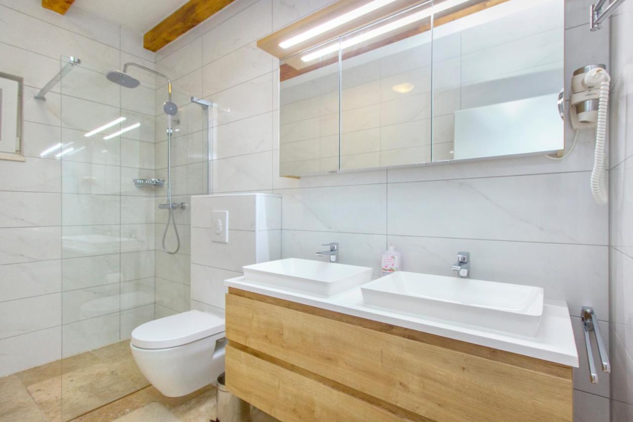 Dalmata Lounge Apartment Starigrad Paklenica Luaran gambar